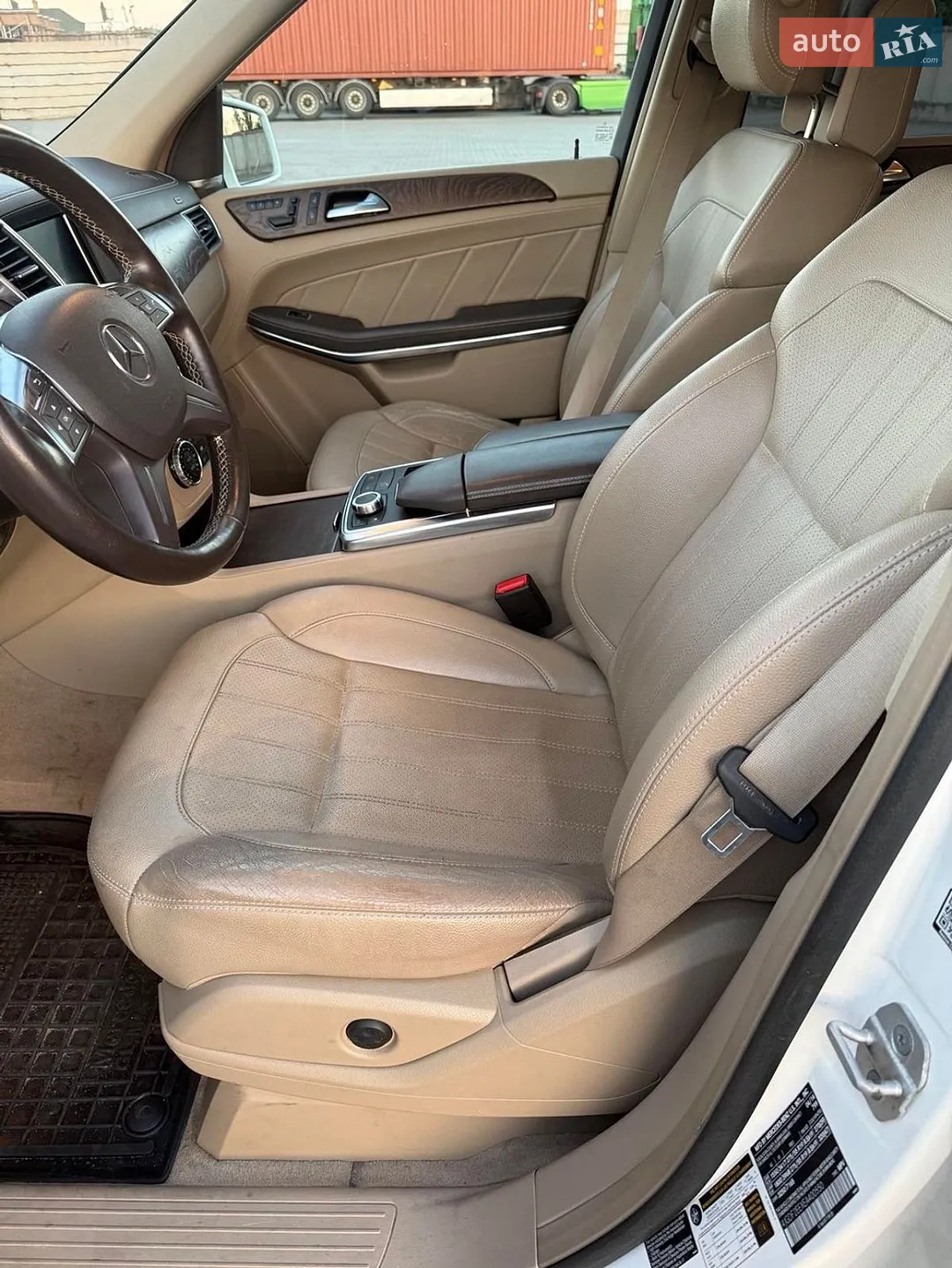 Mercedes-Benz GL-Class 2014 VIN 4JGDF2EEXEA400550 фото оголошення 14 з 41