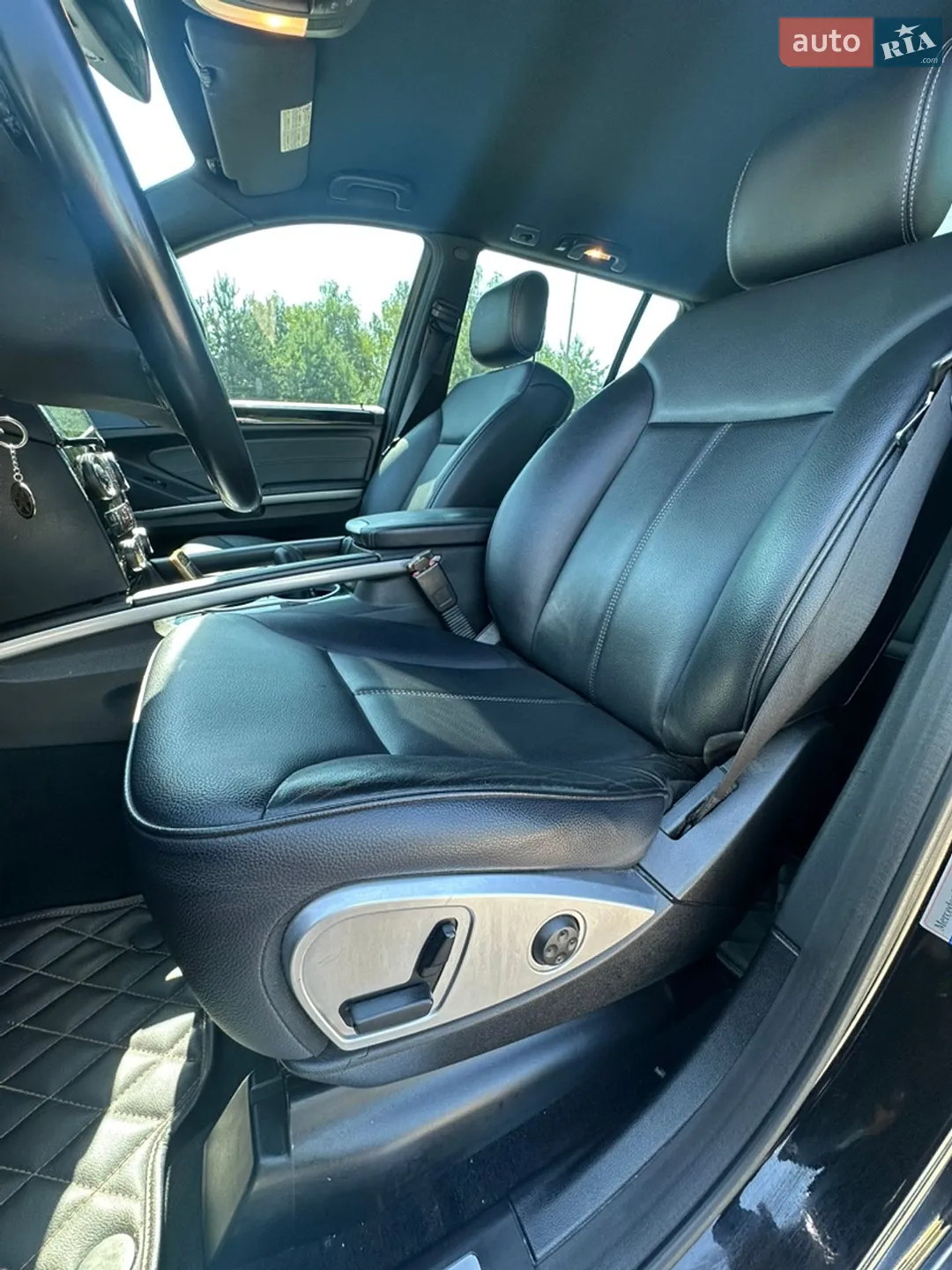 2011 Mercedes-Benz GL-klasse - мініатюра 25
