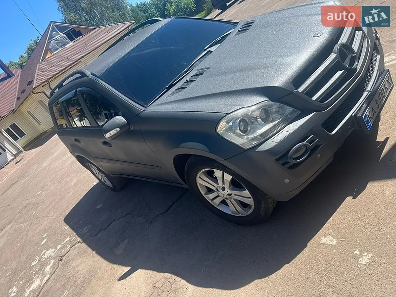 Mercedes-Benz GL-Class