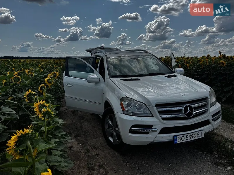 Mercedes-Benz GL-Class