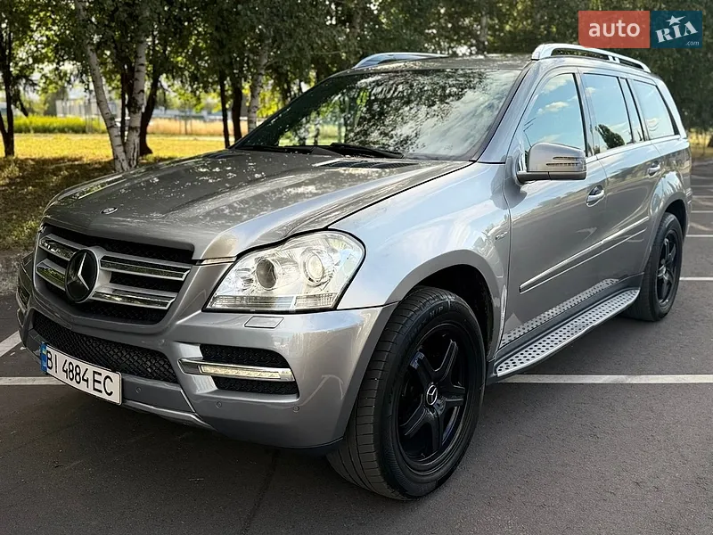 Mercedes-Benz GL-Class 2011