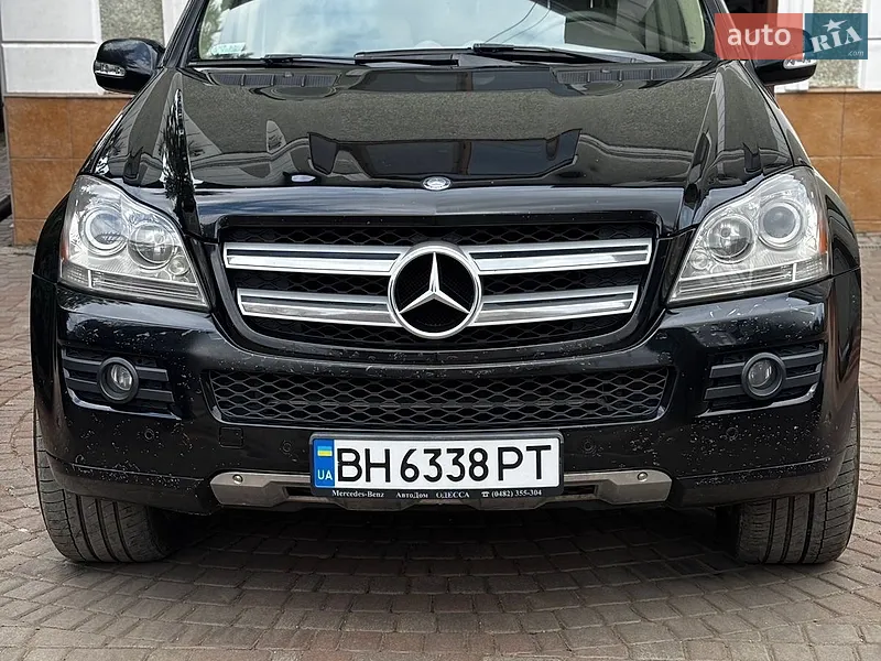 Mercedes-Benz GL-Class