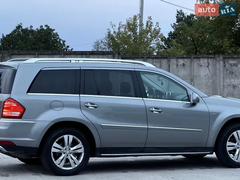 Mercedes-Benz GL-Class