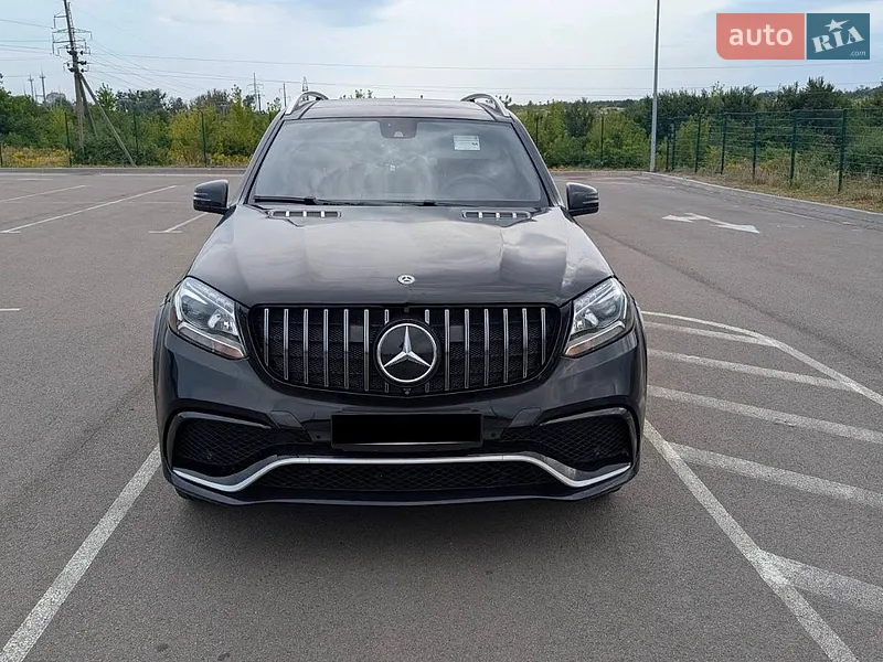 Mercedes-Benz GL-Class