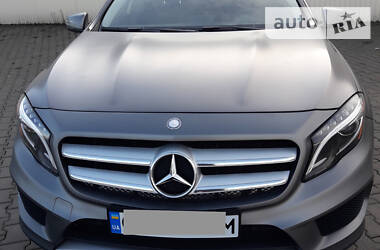 Позашляховик / Кросовер Mercedes-Benz GLA-Class 2015 в 