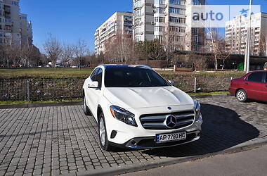 Mercedes-Benz GLA-Class 2016