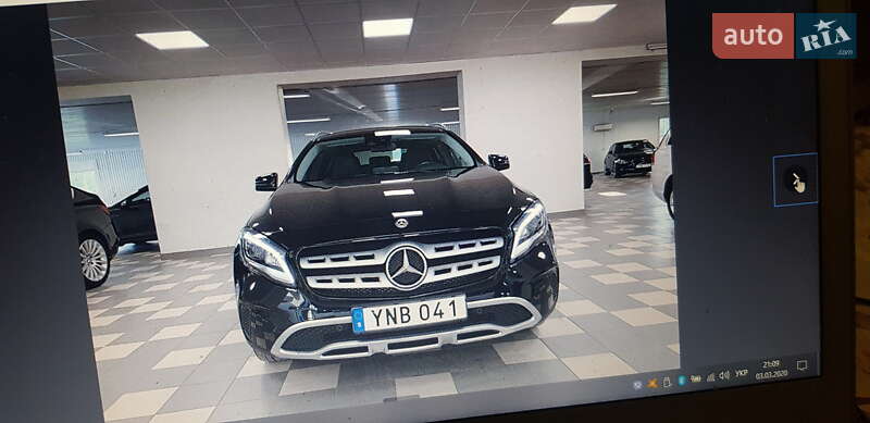 Внедорожник / Кроссовер Mercedes-Benz GLA-Class 2017 в Хмельницком