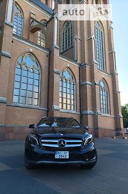 Внедорожник / Кроссовер Mercedes-Benz GLA-Class 2015 в Львове