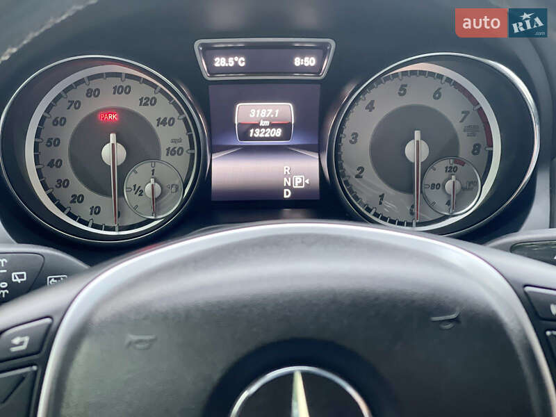 Внедорожник / Кроссовер Mercedes-Benz GLA-Class 2015 в Ровно
