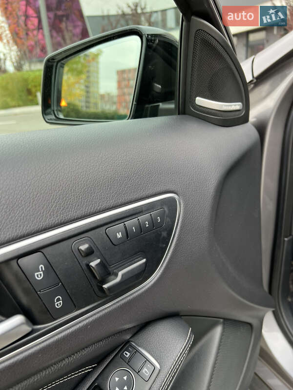 Внедорожник / Кроссовер Mercedes-Benz GLA-Class 2014 в Киеве