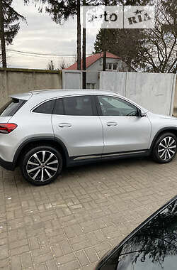 Внедорожник / Кроссовер Mercedes-Benz GLA-Class 2020 в 