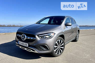 Mercedes-Benz GLA-Class 2020