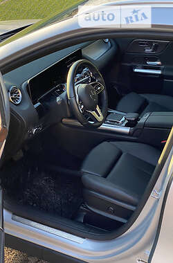 Внедорожник / Кроссовер Mercedes-Benz GLA-Class 2020 в 