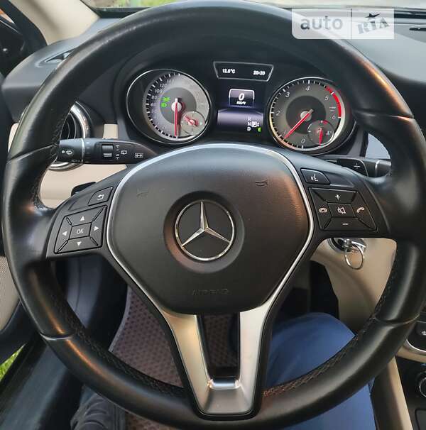 Внедорожник / Кроссовер Mercedes-Benz GLA-Class 2014 в Черновцах