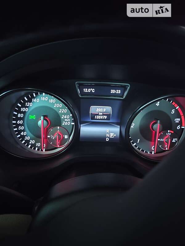 Внедорожник / Кроссовер Mercedes-Benz GLA-Class 2014 в Черновцах