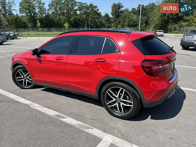 Позашляховик / Кросовер Mercedes-Benz GLA-Class 2018 в Дніпрі