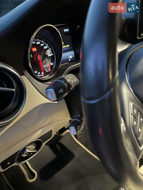 Позашляховик / Кросовер Mercedes-Benz GLA-Class 2018 в Дніпрі