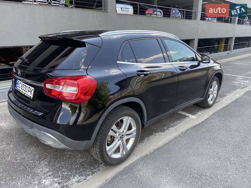 Внедорожник / Кроссовер Mercedes-Benz GLA-Class 2018 в Львове фото 5 Внедорожник / Кроссовер Mercedes-Benz GLA-Class 2018 в Львове