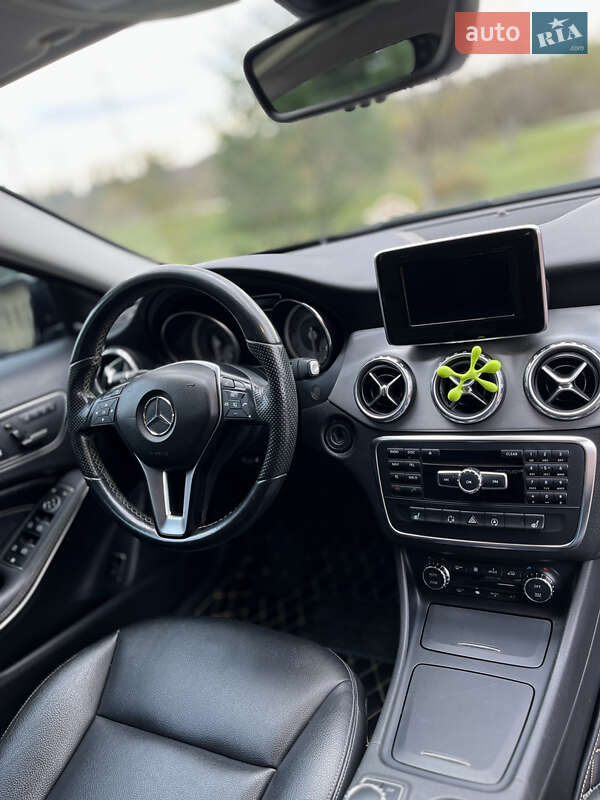 Позашляховик / Кросовер Mercedes-Benz GLA-Class 2015 в Львові