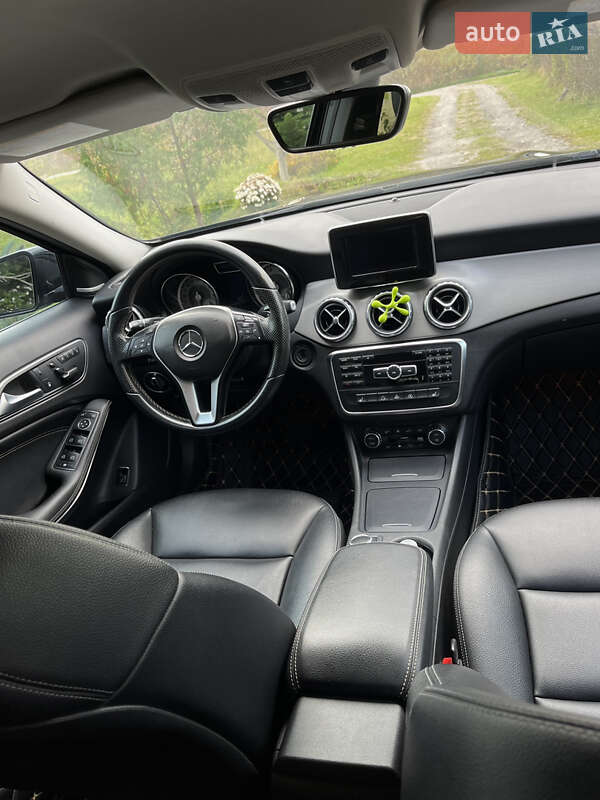 Позашляховик / Кросовер Mercedes-Benz GLA-Class 2015 в Львові