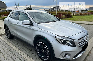 Mercedes-Benz GLA-Class 2020