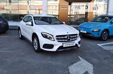 Позашляховик / Кросовер Mercedes-Benz GLA-Class 2019 в Києві