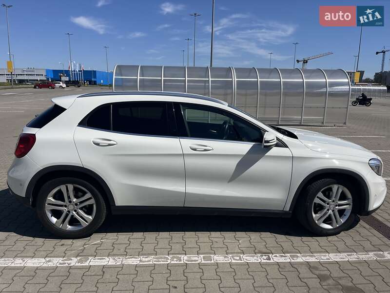 Позашляховик / Кросовер Mercedes-Benz GLA-Class 2016 в Дніпрі
