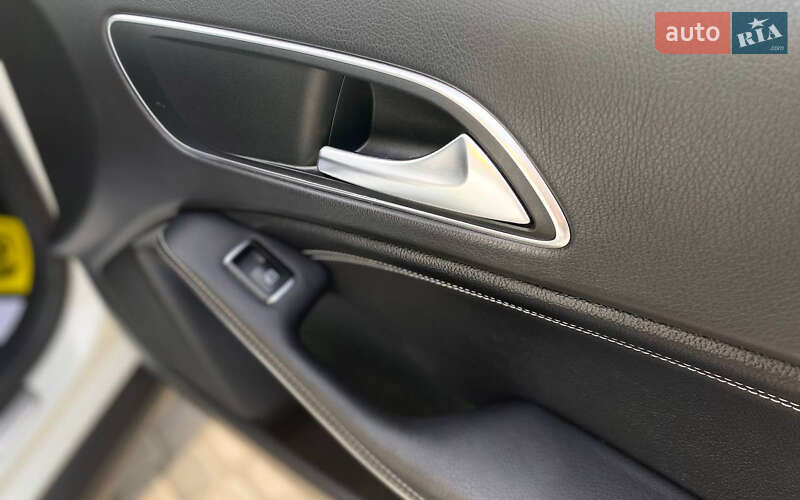 Внедорожник / Кроссовер Mercedes-Benz GLA-Class 2016 в Мукачево