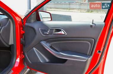 Внедорожник / Кроссовер Mercedes-Benz GLA-Class 2018 в 