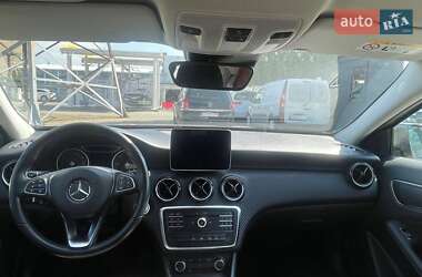 Внедорожник / Кроссовер Mercedes-Benz GLA-Class 2018 в 