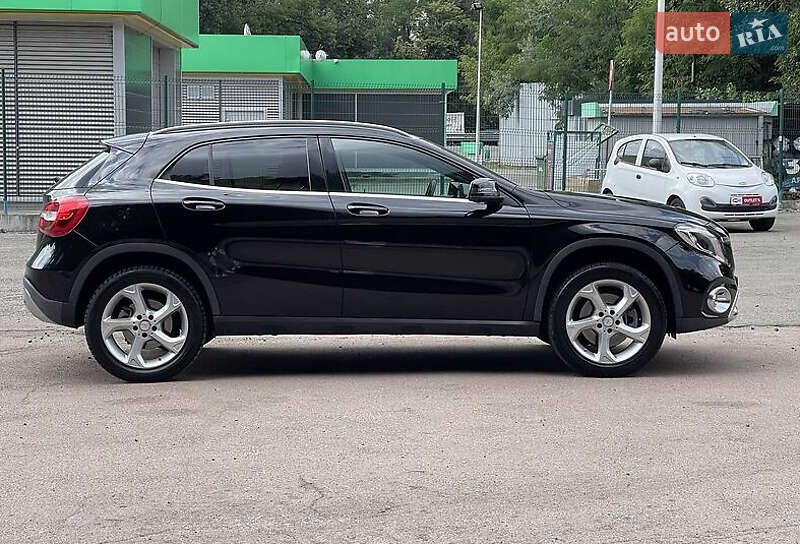 Позашляховик / Кросовер Mercedes-Benz GLA-Class 2017 в Львові
