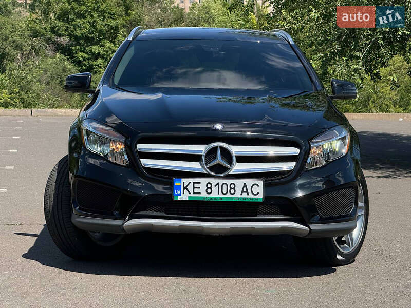 Внедорожник / Кроссовер Mercedes-Benz GLA-Class 2015 в Кривом Роге