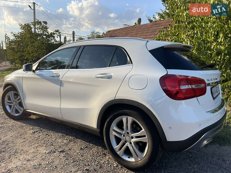 Внедорожник / Кроссовер Mercedes-Benz GLA-Class 2016 в Первомайске фото 7 Внедорожник / Кроссовер Mercedes-Benz GLA-Class 2016 в Первомайске