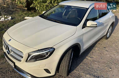 Внедорожник / Кроссовер Mercedes-Benz GLA-Class 2016 в 