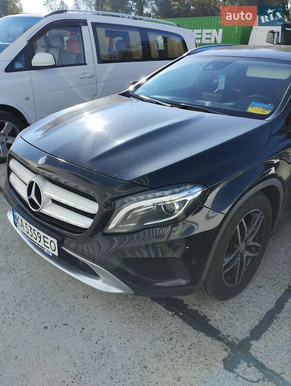Внедорожник / Кроссовер Mercedes-Benz GLA-Class 2016 в Киеве