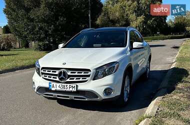 Позашляховик / Кросовер Mercedes-Benz GLA-Class 2017 в Києві