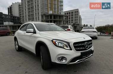 Mercedes-Benz GLA-Class 2019