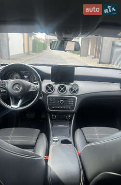 Внедорожник / Кроссовер Mercedes-Benz GLA-Class 2016 в 