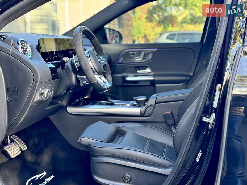 Внедорожник / Кроссовер Mercedes-Benz GLA-Class 2022 в Киеве