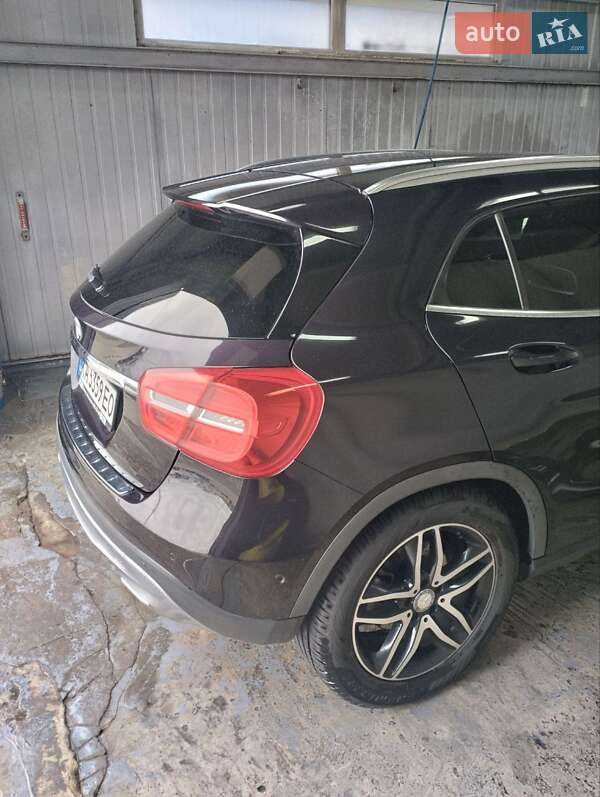 Внедорожник / Кроссовер Mercedes-Benz GLA-Class 2016 в Киеве