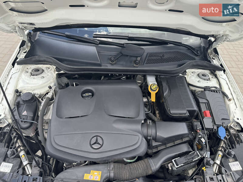 Позашляховик / Кросовер Mercedes-Benz GLA-Class 2016 в Одесі