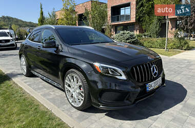 Mercedes-Benz GLA-Class 2017 Mercedes-Benz GLA-Class 2017