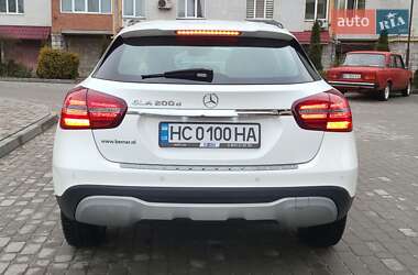Внедорожник / Кроссовер Mercedes-Benz GLA-Class 2018 в 