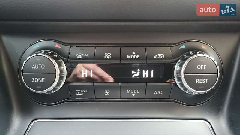 Внедорожник / Кроссовер Mercedes-Benz GLA-Class 2018 в Львове фото 16 Внедорожник / Кроссовер Mercedes-Benz GLA-Class 2018 в Львове