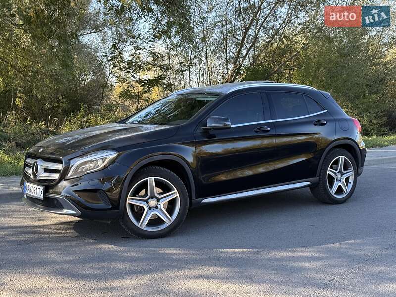 Внедорожник / Кроссовер Mercedes-Benz GLA-Class 2014 в 