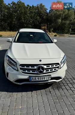 Mercedes-Benz GLA-Class 2017 Mercedes-Benz GLA-Class 2017