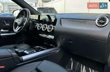 Внедорожник / Кроссовер Mercedes-Benz GLA-Class 2022 в 