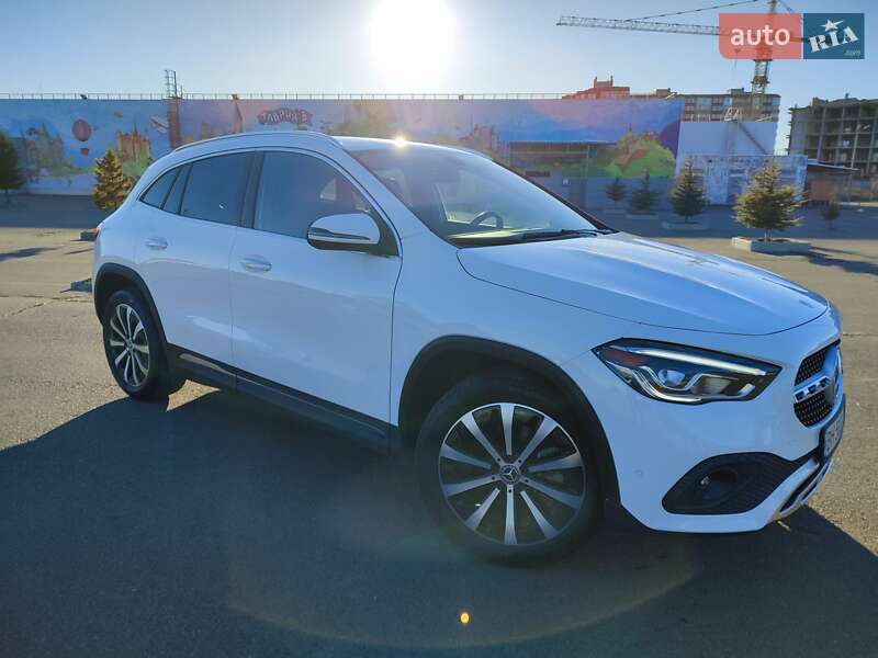 Внедорожник / Кроссовер Mercedes-Benz GLA-Class 2020 в Одессе