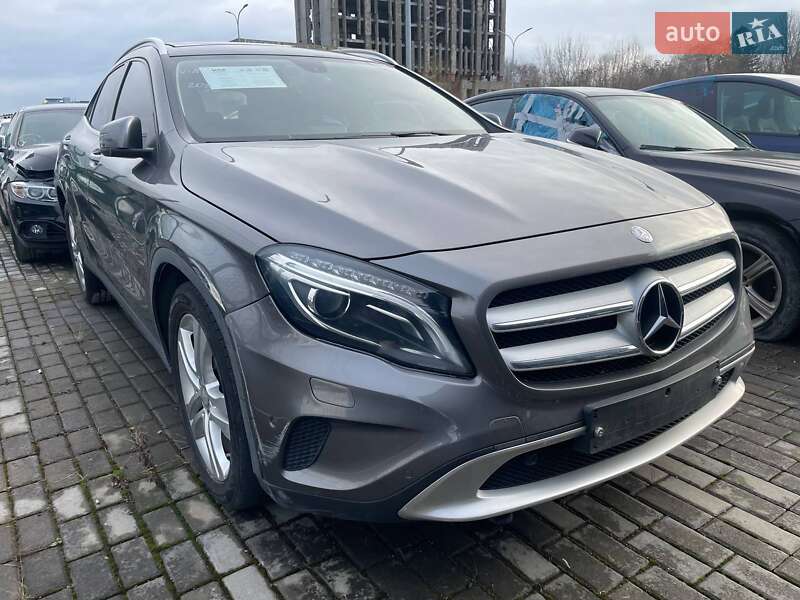 Mercedes-Benz GLA-Class 