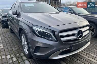 Mercedes-Benz GLA-Class 2015